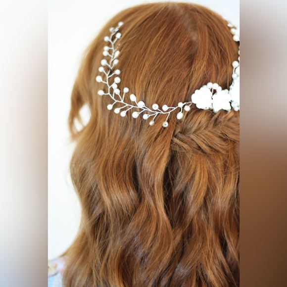 BRIDAL - Floral & Pearls Hair Vine Comb - Picture 4 of 6